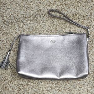 Freshly Picked Classic Clutch